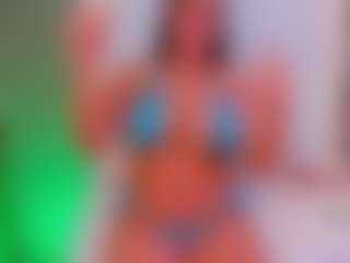 Live cam show with Mariana Cuellar - Middle Aged on Nude Live Now
