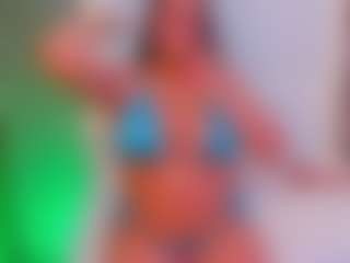 Live cam show with Mariana Cuellar - Curvy on Fit Hotties