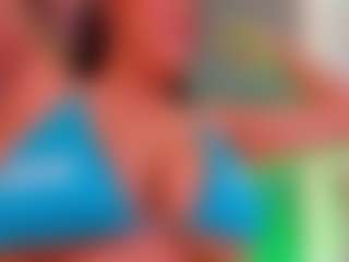 Live cam show with Mariana Cuellar - Middle Aged on Pornisteam.com