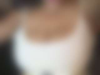 Mariana Cuellar's Live Sex Cam Show