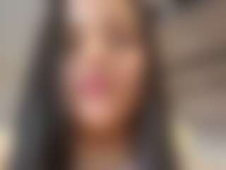 Live cam show with Mariana Cuellar - Wet on Camsoda