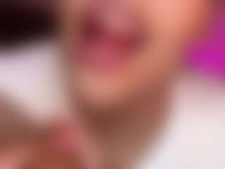 Mariana Cuellar's Live Sex Cam Show