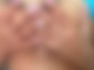 Mariana Cuellar's Live Sex Cam Show
