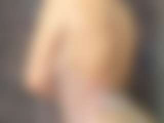 Mariana Cuellar's Live Sex Cam Show