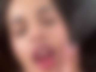 Mariana Cuellar's Live Sex Cam Show