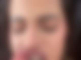 Mariana Cuellar's Live Sex Cam Show