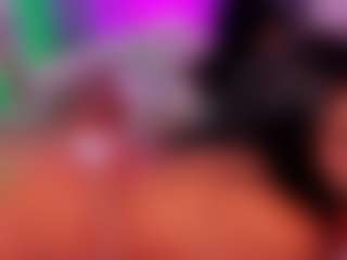 Mariana Cuellar's Live Sex Cam Show