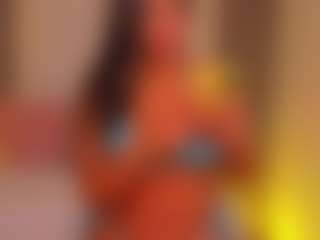 Live cam show with Mariana Cuellar - Curvy Young Adult on madthumbs