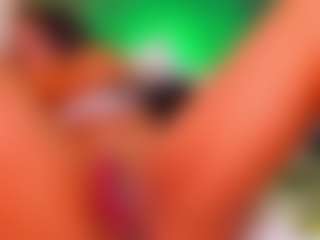Live cam show with Mariana Cuellar - Squirt Big Tits on 1on1-livenow