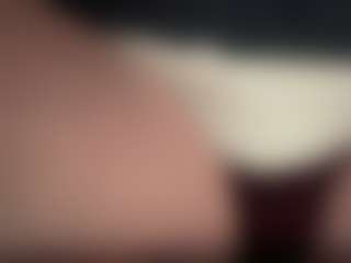 Live cam show with Delilah - Ass Clapping on Camsoda