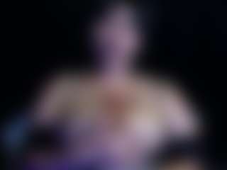 Live cam show with Gwen - Blonde Hair on hrnylive.com
