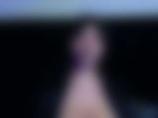 Live cam show with Gwen - Blonde Hair on Adult Interactions