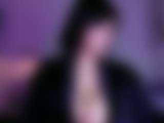Live cam show with Gwen - Blonde Hair on Hubzter Live