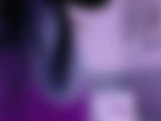 Live cam show with Gwen - Blonde Hair on Uber Horny