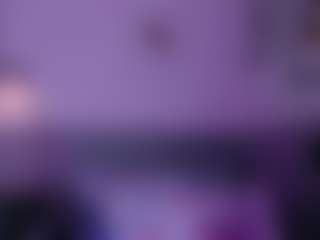 Live cam show with Gwen - Dildo on Fling VIP Chat