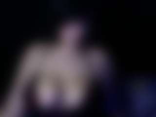 Gwen's Live Sex Cam Show