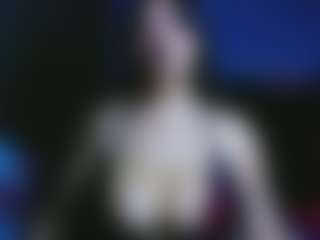 Live cam show with Gwen - Amateur on SmokeAndPoke