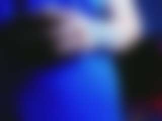 Live cam show with Gwen - Hairy Pussy Red Hair on live18s.com