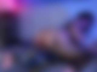 Live cam show with Gwen - Threesome on CamwithHer