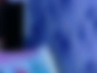 Live cam show with Gwen - Hairy Pussy on livesexfox.com
