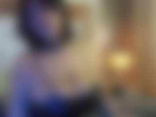 Live cam show with Gwen - Red Hair on makecum.org