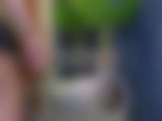 Live cam show with Gwen - Hairy Pussy on pussylord.com