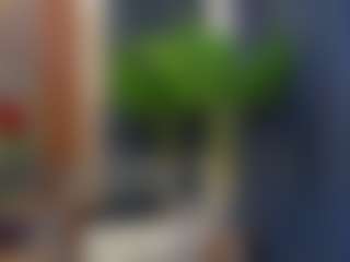 Live cam show with Gwen - Hairy Pussy Red Hair on xDating