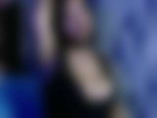 Live cam show with Gwen - Threesome on slutload