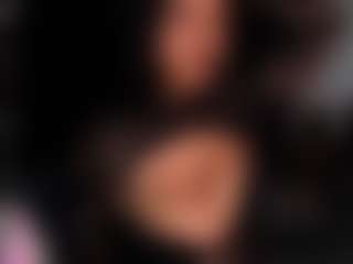 Live cam show with Gwen - Hairy Pussy on Camsoda