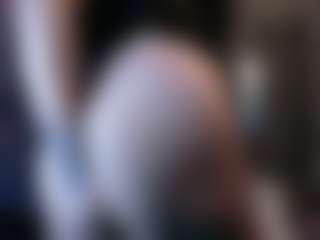 Live cam show with Gwen - Red Hair Teen (18+) on Milf Play