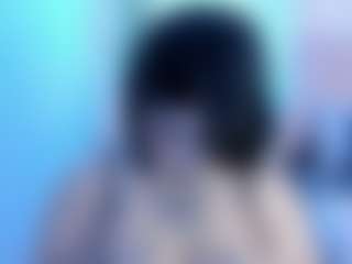 Bella's Live Sex Cam Show