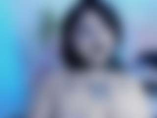 Bella's Live Sex Cam Show