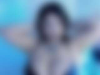Bella's Live Sex Cam Show