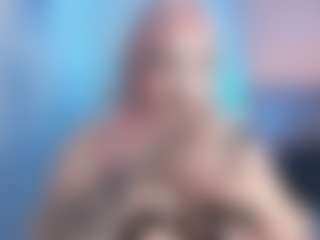 Bella's Live Sex Cam Show
