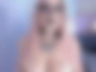 Bella's Live Sex Cam Show
