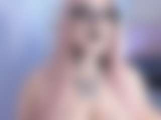 Bella's Live Sex Cam Show