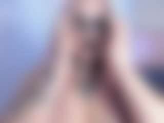 Bella's Live Sex Cam Show