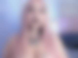 Bella's Live Sex Cam Show