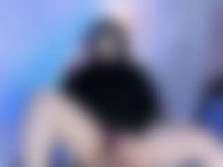 Bella's Live Sex Cam Show