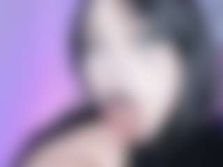 Bella's Live Sex Cam Show