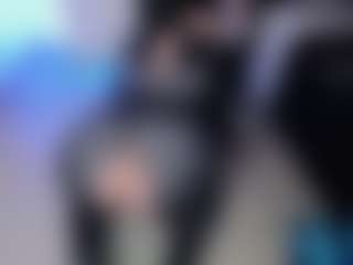 Bella's Live Sex Cam Show