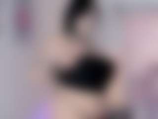 Bella's Live Sex Cam Show