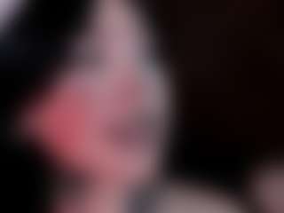 Bella's Live Sex Cam Show