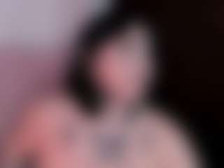 Bella's Live Sex Cam Show