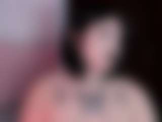 Live cam show with Bella - Public on Gym Cam Girls