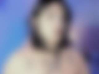 Bella's Live Sex Cam Show