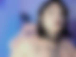 Bella's Live Sex Cam Show
