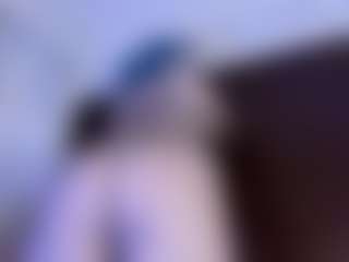 Live cam show with Bella - Cosplay on slutload