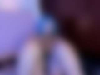 Live cam show with Bella - Fetish on CamwithHer