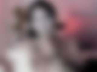 Bella's Live Sex Cam Show